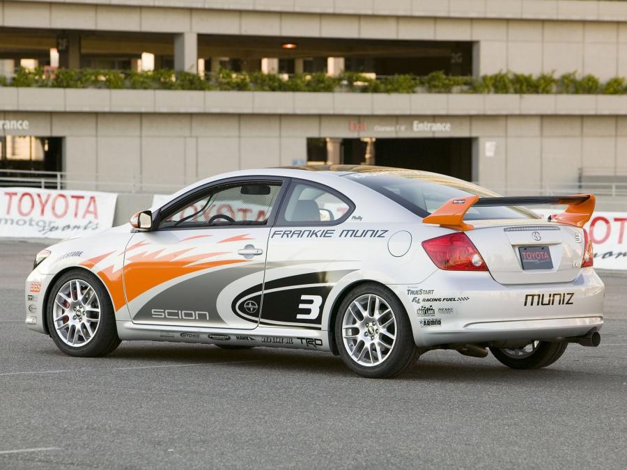  Scion tC Pro/Celebrity Race 2005 года  (фото 5 из 7)